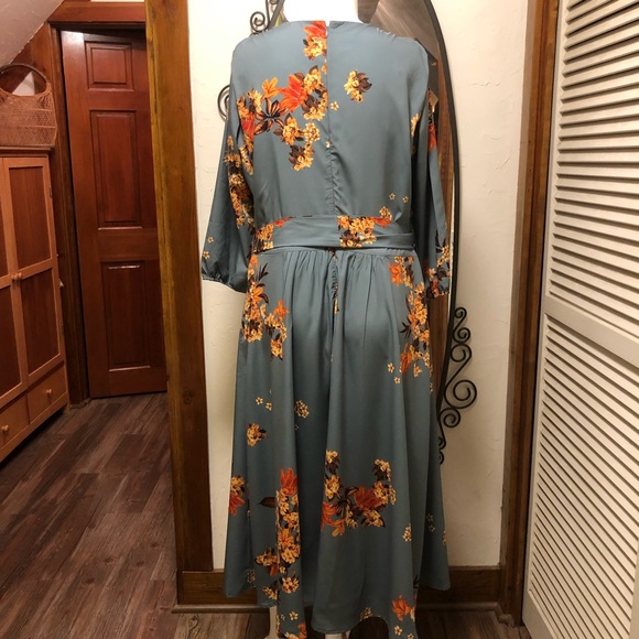 New eShatki Dress 18W - Picture 5 of 7